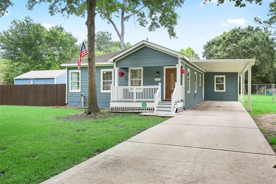 Property photo for 6910 Cayton Street, Houston, TX