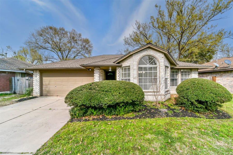 Property photo for 2511 Pine Cone Drive, Houston, TX