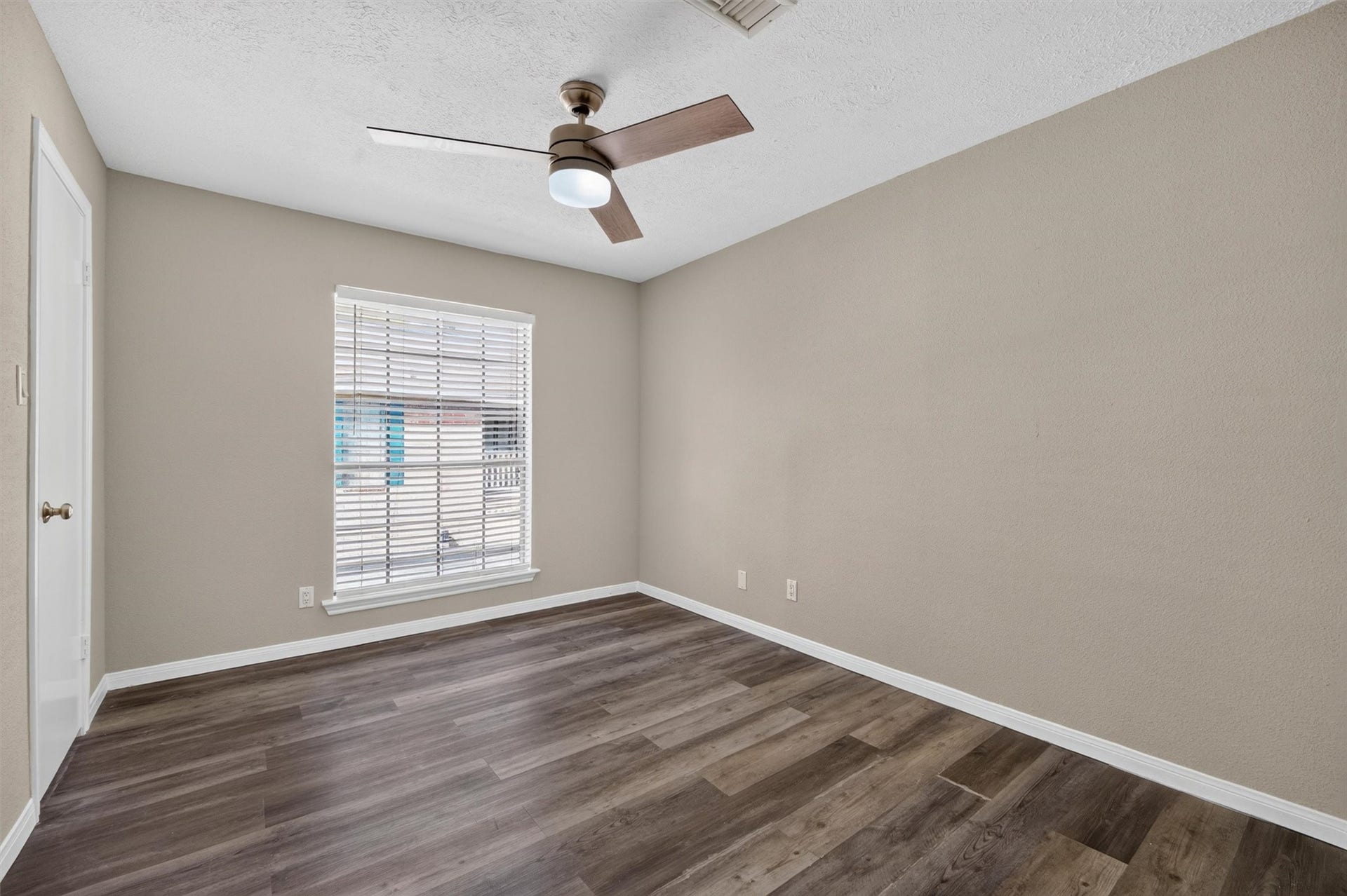 2220 Bering Drive, #12, Houston, TX 77057 Additional bedroom offering flexible space for guests or everyday living. Virtually staged.