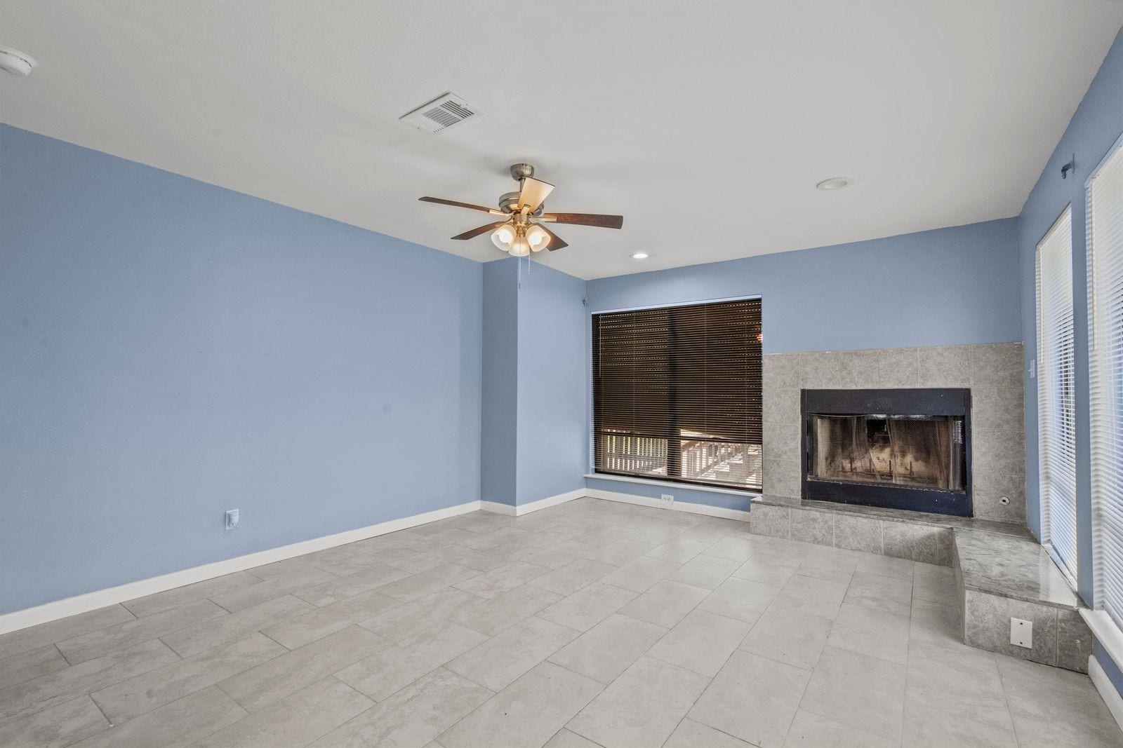 7316 Overton Street, Hitchcock, TX 77563 Unit A