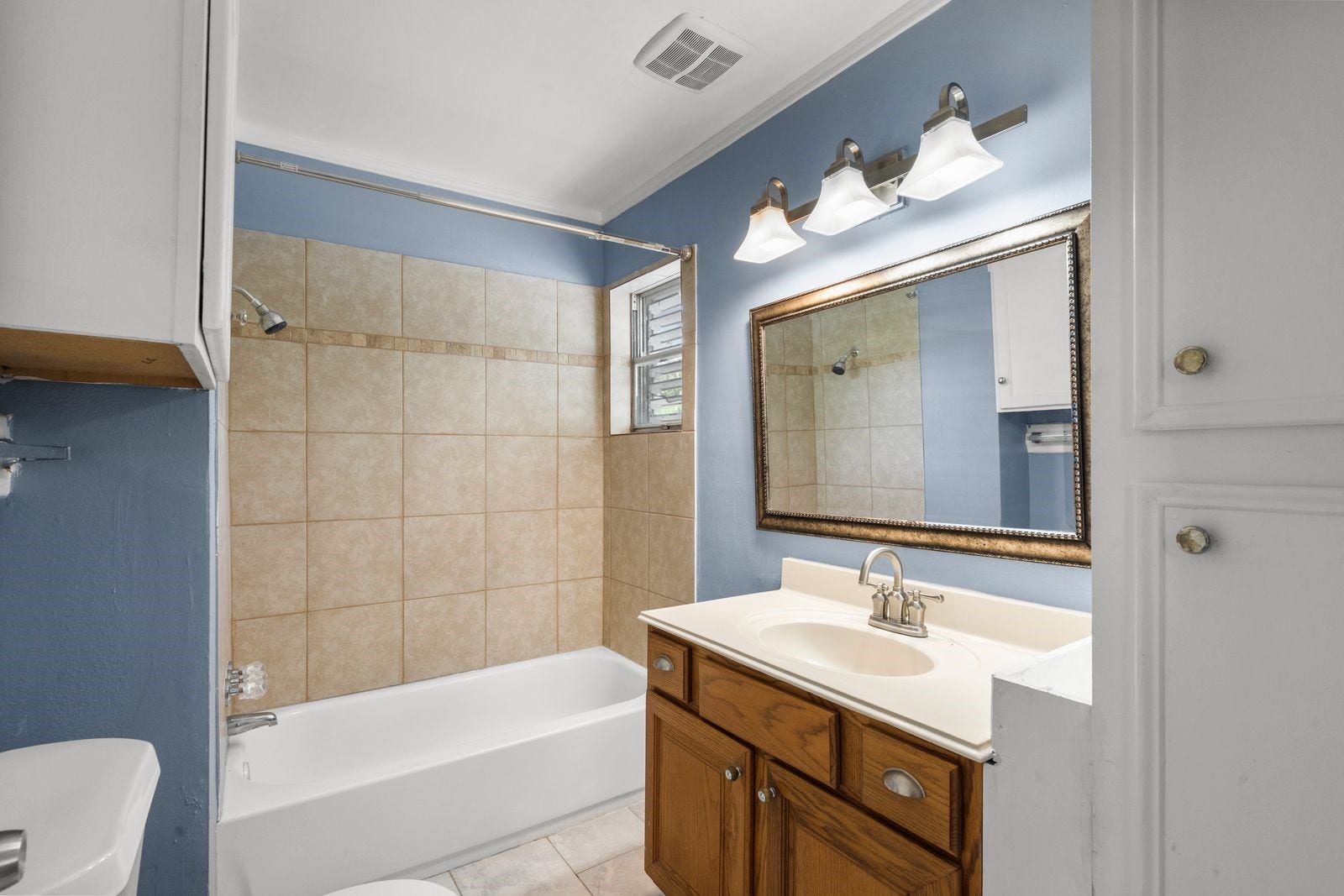 7316 Overton Street, Hitchcock, TX 77563 Unit A