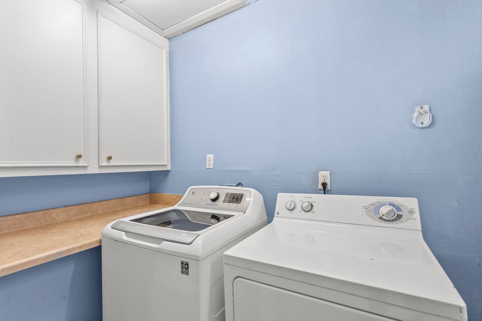 7316 Overton Street, Hitchcock, TX 77563 Unit A