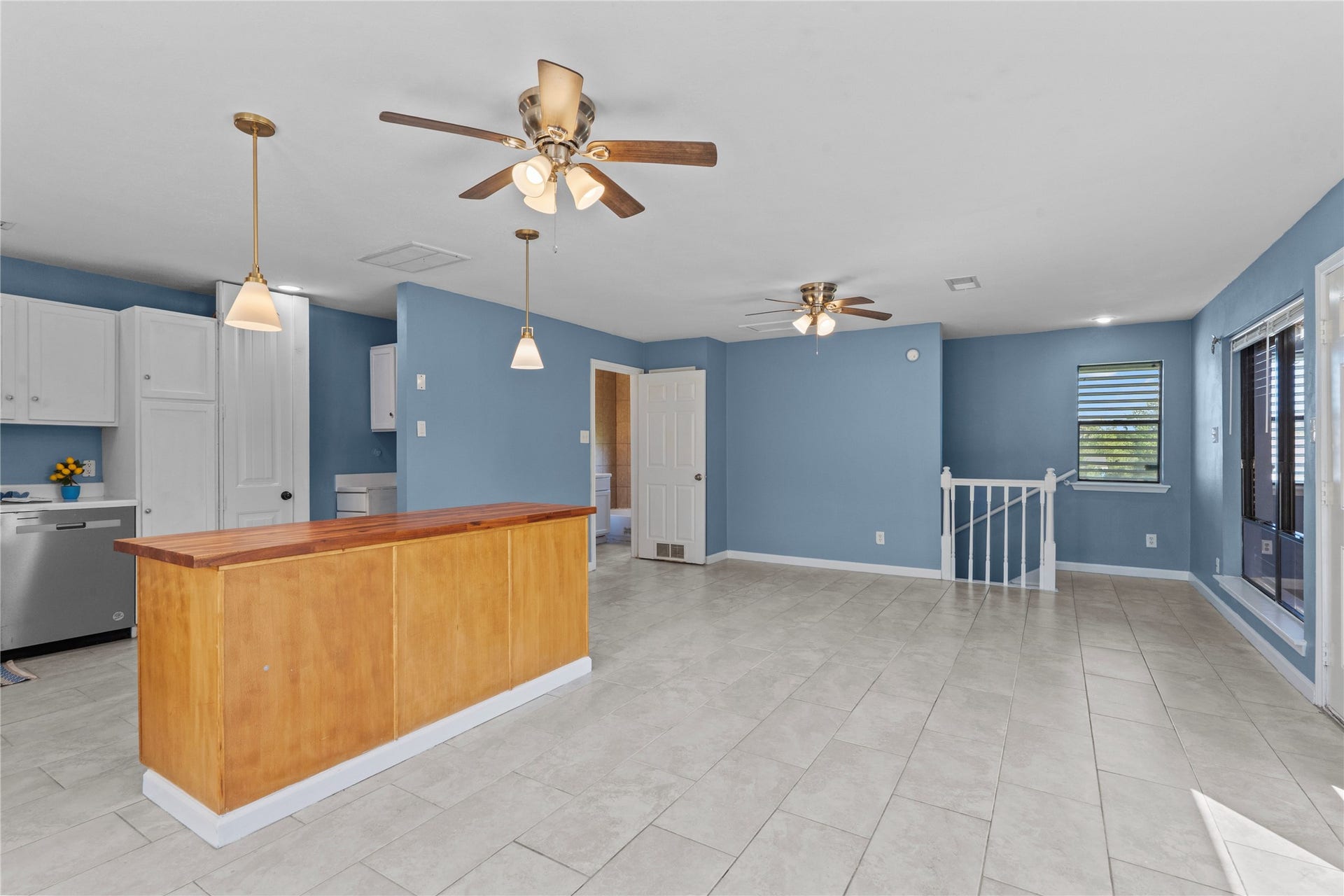 7316 Overton Street, Hitchcock, TX 77563 7316 Overton Street, Hitchcock, TX 77563