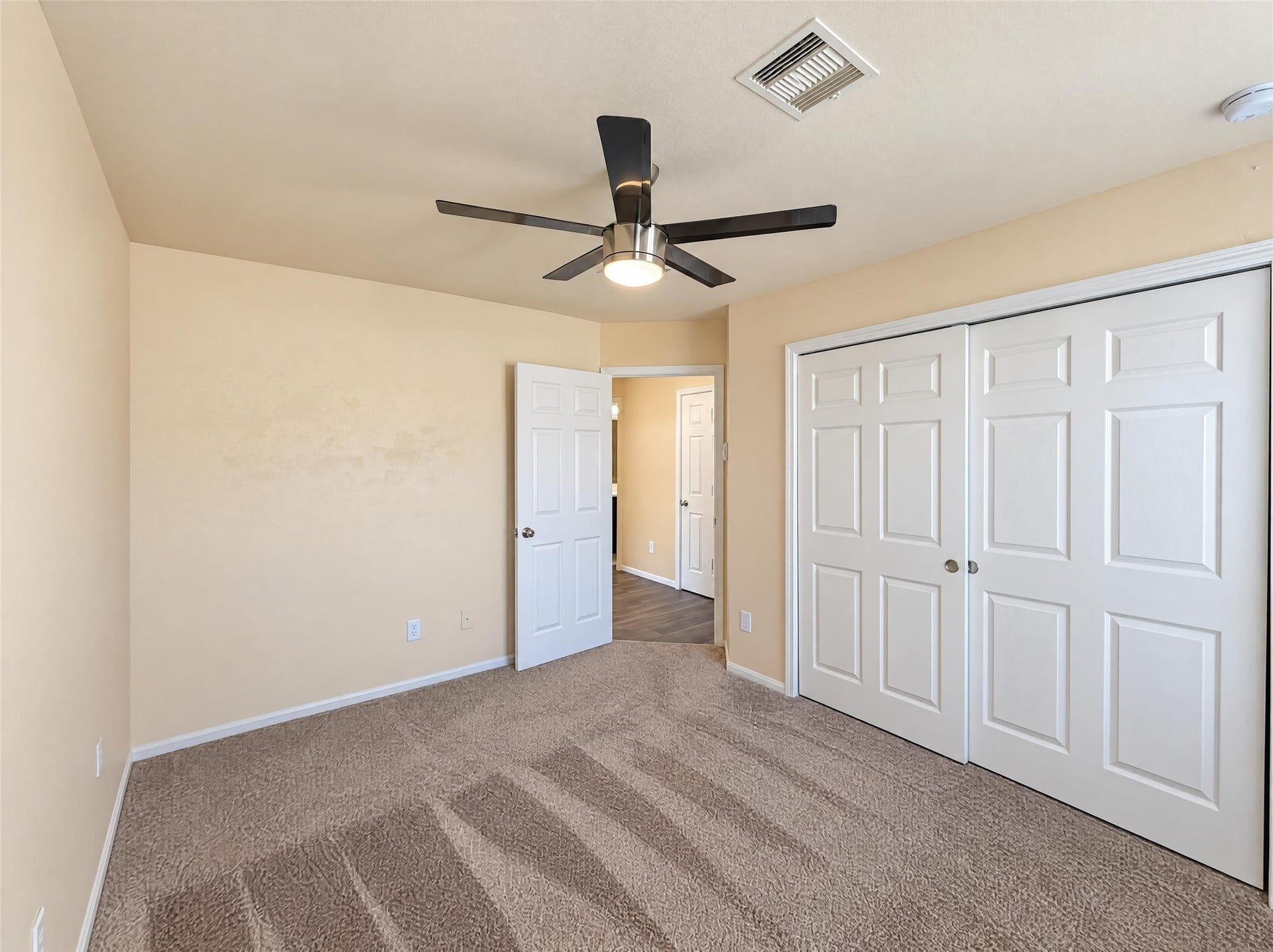 6516 Stoney Creek Drive, Pasadena, TX 77503