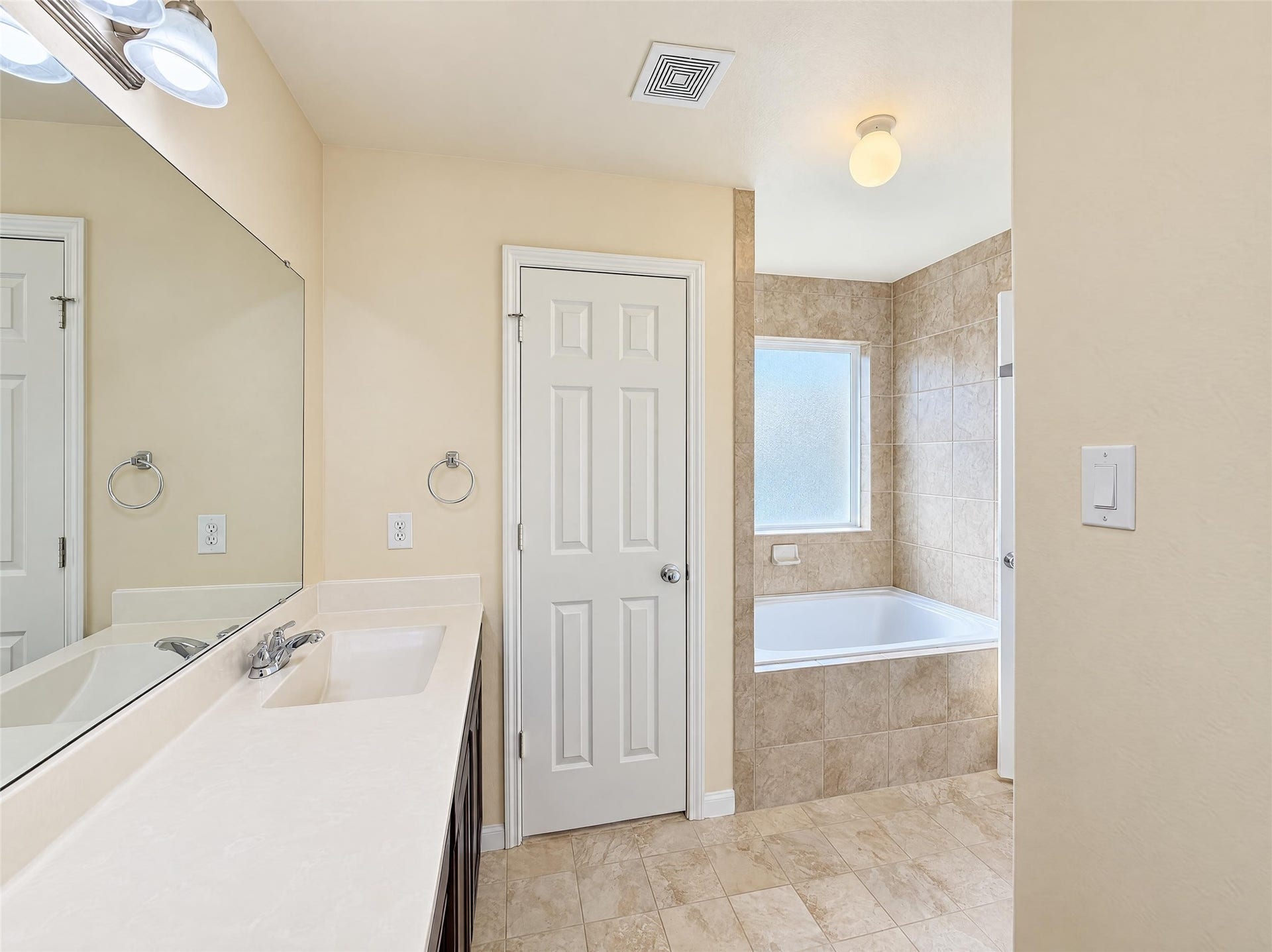6516 Stoney Creek Drive, Pasadena, TX 77503