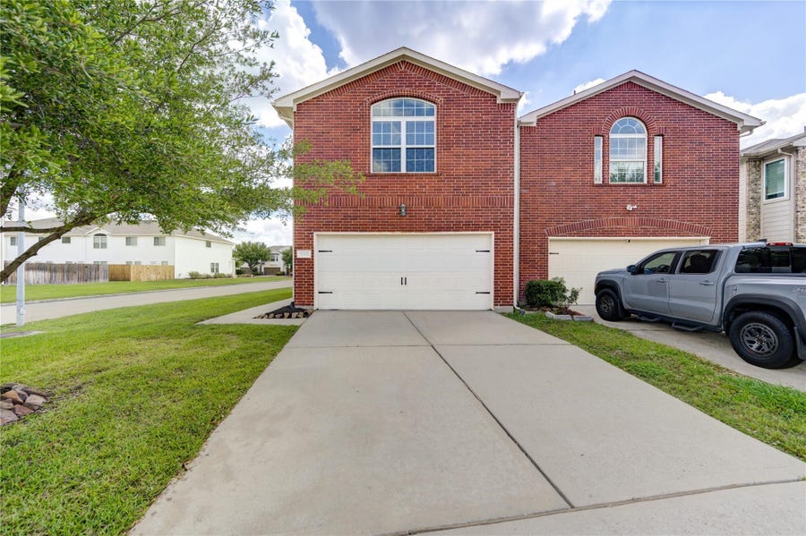 Property photo for 5103 Dartmoor Ridge Trail, Houston, TX