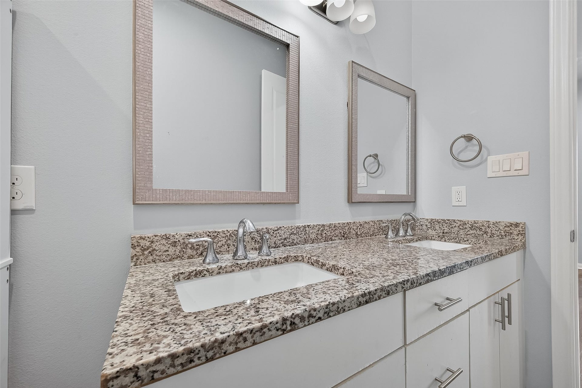 4922 Paradigm Lane, Spring, TX 77379