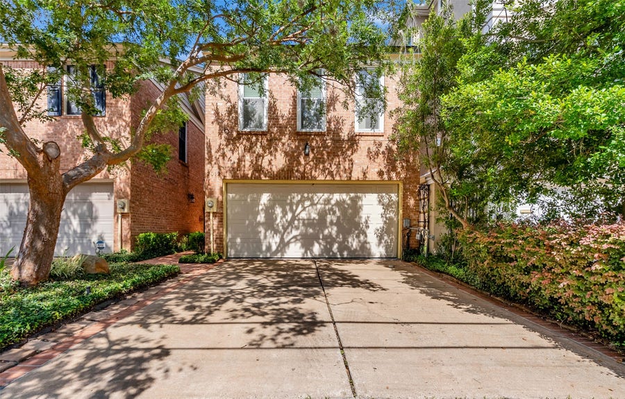 Property photo for 2012 Mcduffie Street, Houston, TX
