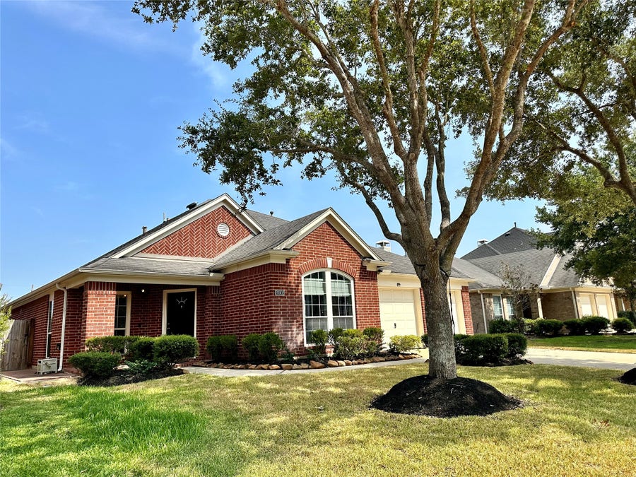 Property photo for 20902 Avery Cove Lane, Katy, TX