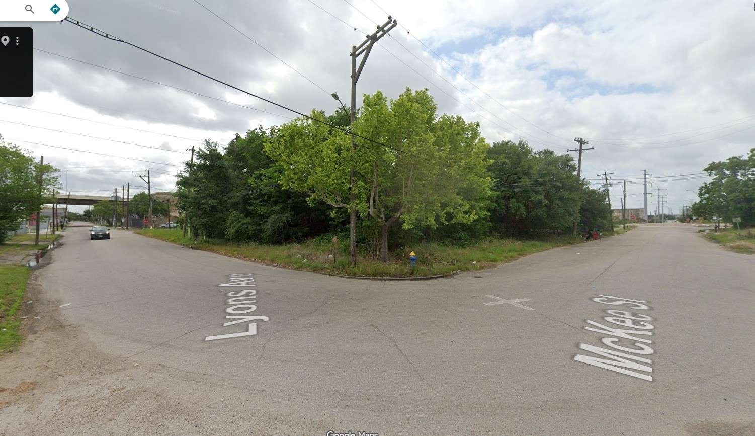 000 McKee, Houston, TX 77020