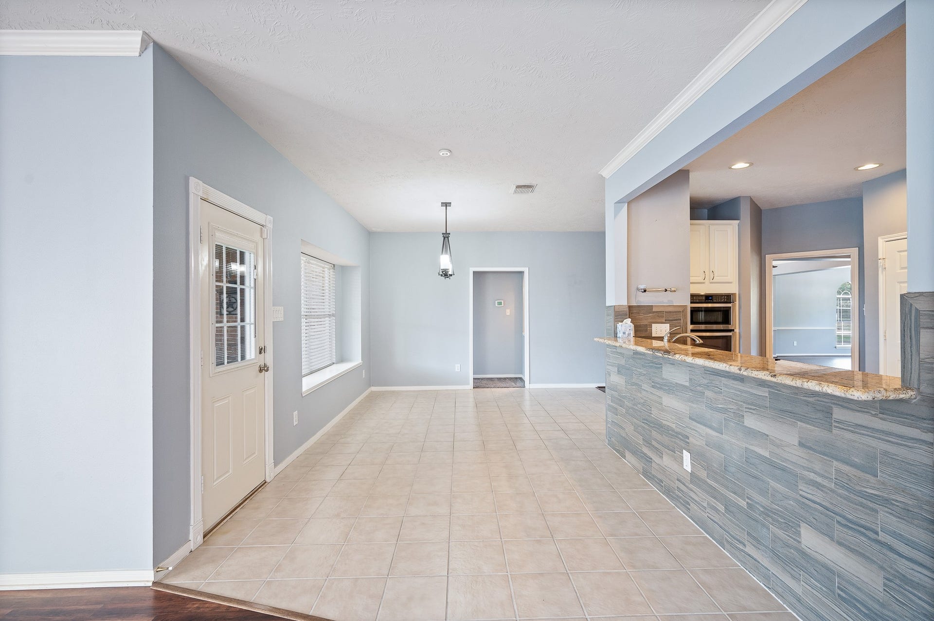 11919 Lakewood Hills Drive, Tomball, TX 77377 11919 Lakewood Hills Drive, Tomball, TX 77377