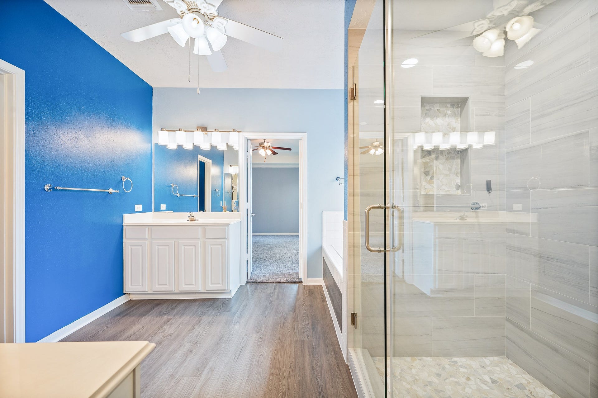 11919 Lakewood Hills Drive, Tomball, TX 77377 11919 Lakewood Hills Drive, Tomball, TX 77377
