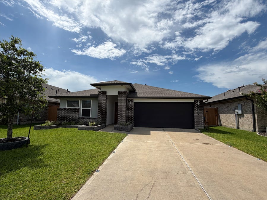 Property photo for 13337 Silver Egret Lane, Texas City, TX