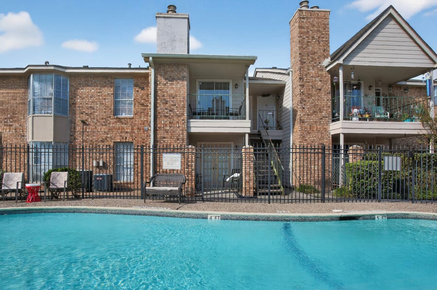 Property photo for 3770 Lovers Wood Lane, #610, Houston, TX