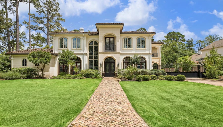 Property photo for 310 Tynebridge Lane, Houston, TX