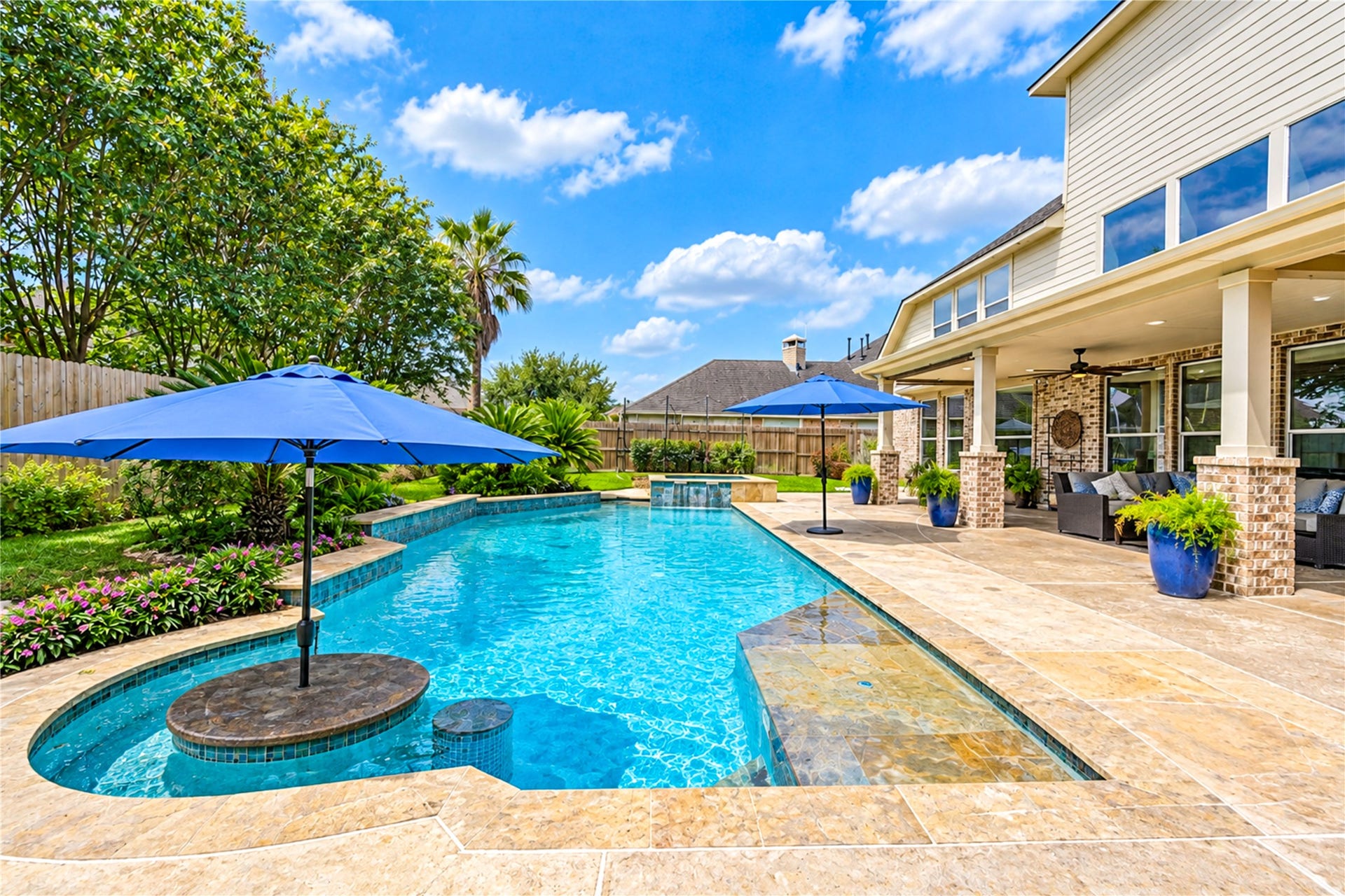 28019 Longspur Drive, Katy, TX 77494 Wonderful pool with sitting area and spa.