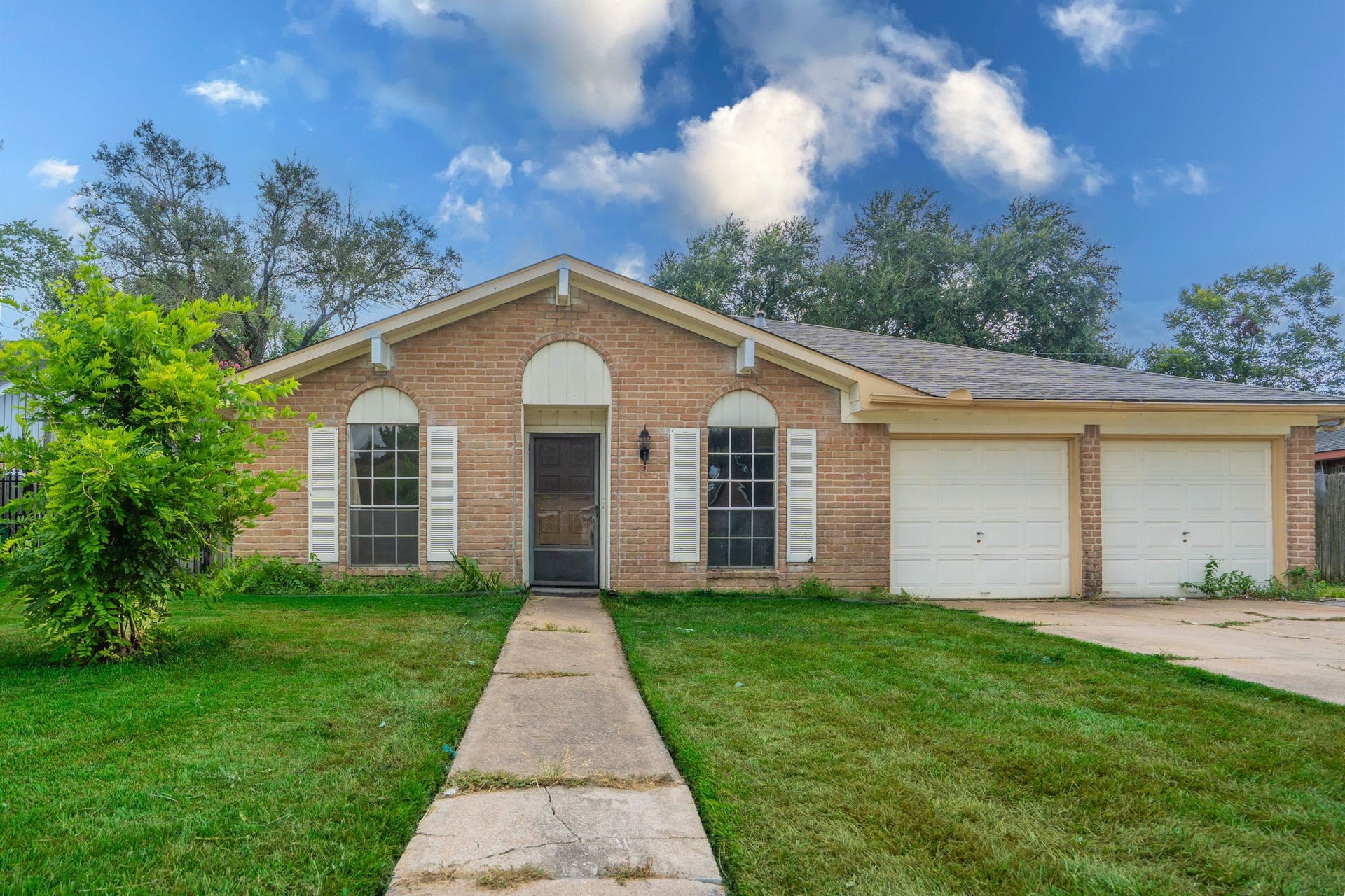11919 Barrett Brae Drive, Houston, TX 77072 11919 Barrett Brae Drive, Houston, TX 77072