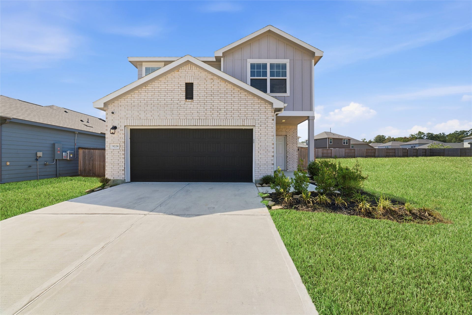 9228 Boulder Boulevard, Conroe, TX 77303 9228 Boulder Boulevard, Conroe, TX 77303