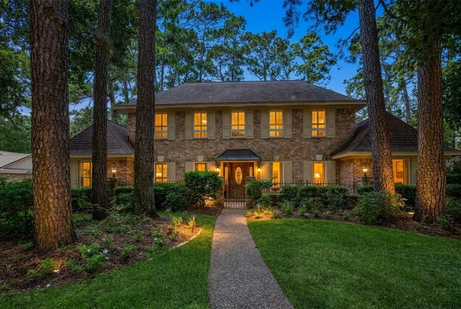 Property photo for 15211 Rainhollow Drive, Houston, TX