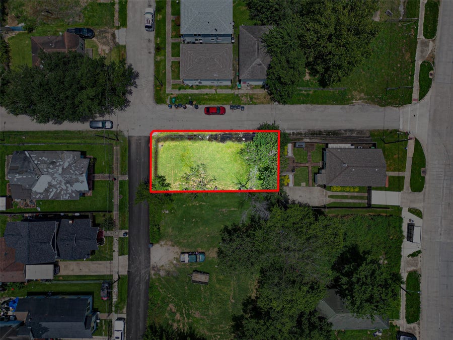 Property photo for 2910 Jewel Street, Houston, TX