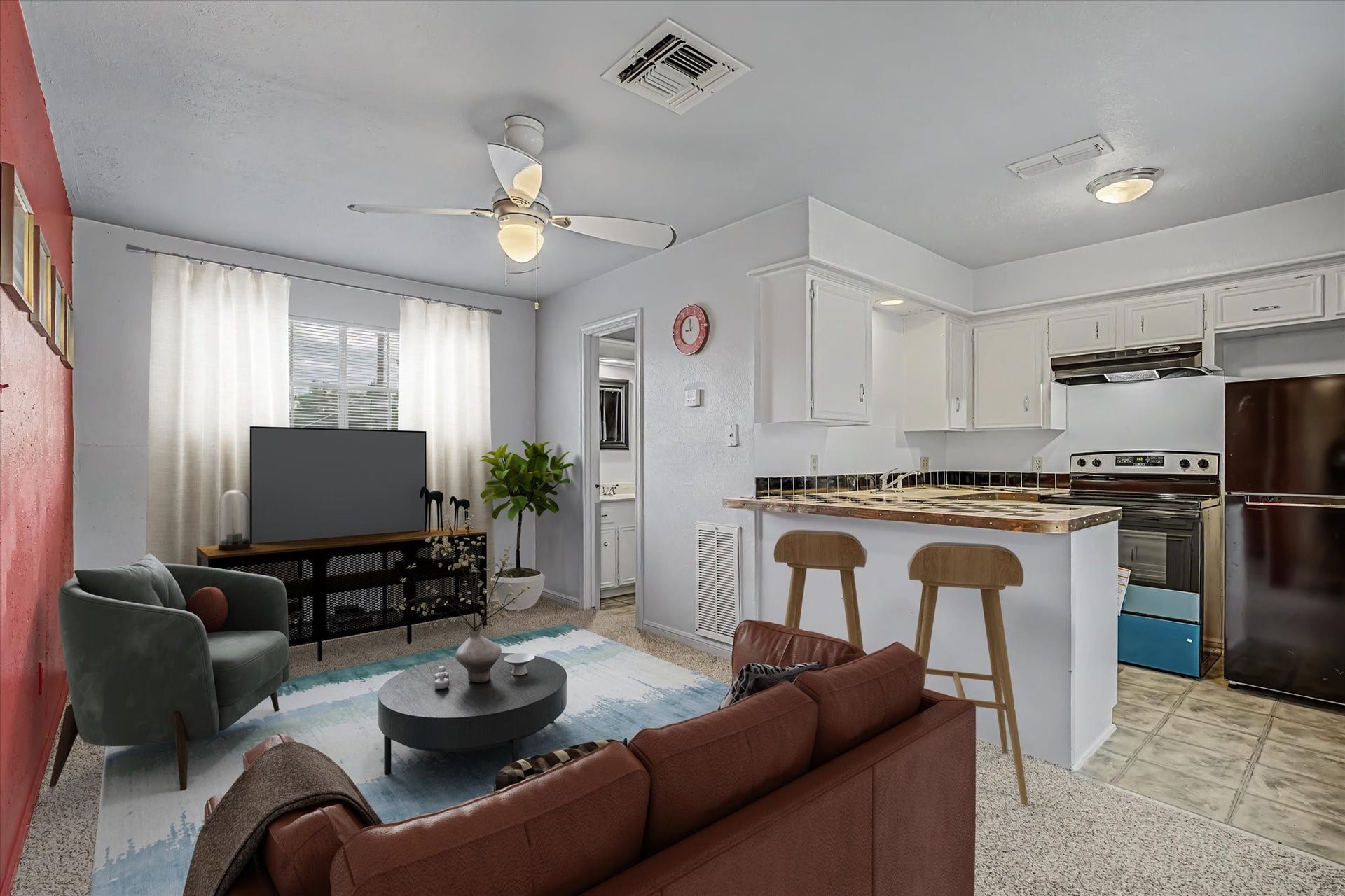16215 N Greenfield, Spring, TX 77379 Garage livingroom virtualy staged