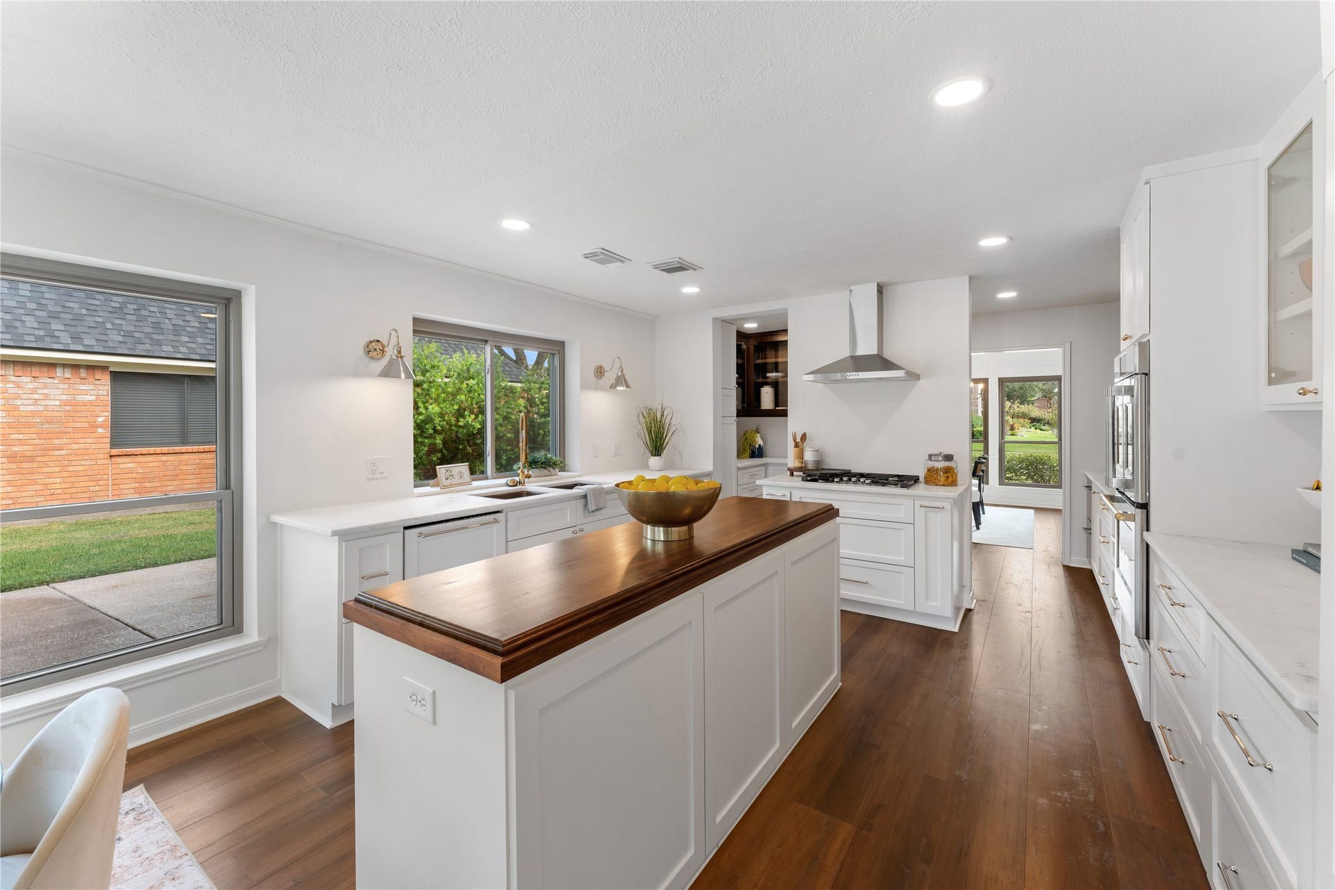 2312 Pebble Beach Drive, League City, TX 77573 2312 Pebble Beach Drive, League City, TX 77573