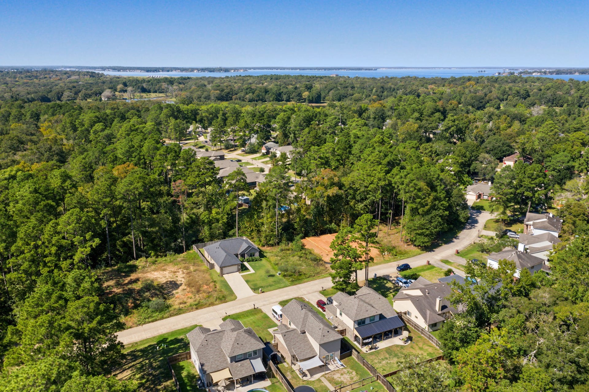 1981 La Salle Park Drive, Conroe, TX 77304