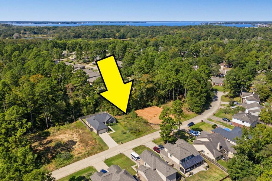 Property photo for 1981 La Salle Park Drive, Conroe, TX
