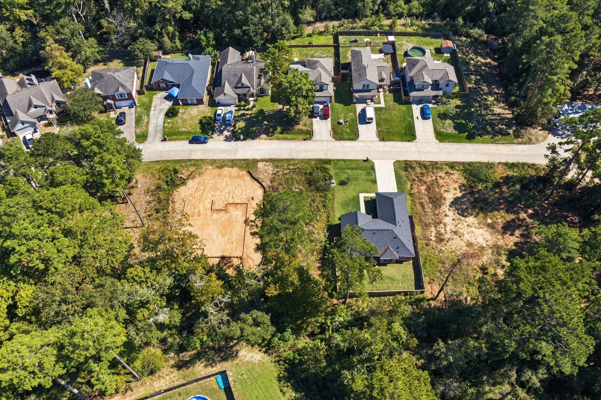1981 La Salle Park Drive, Conroe, TX 77304