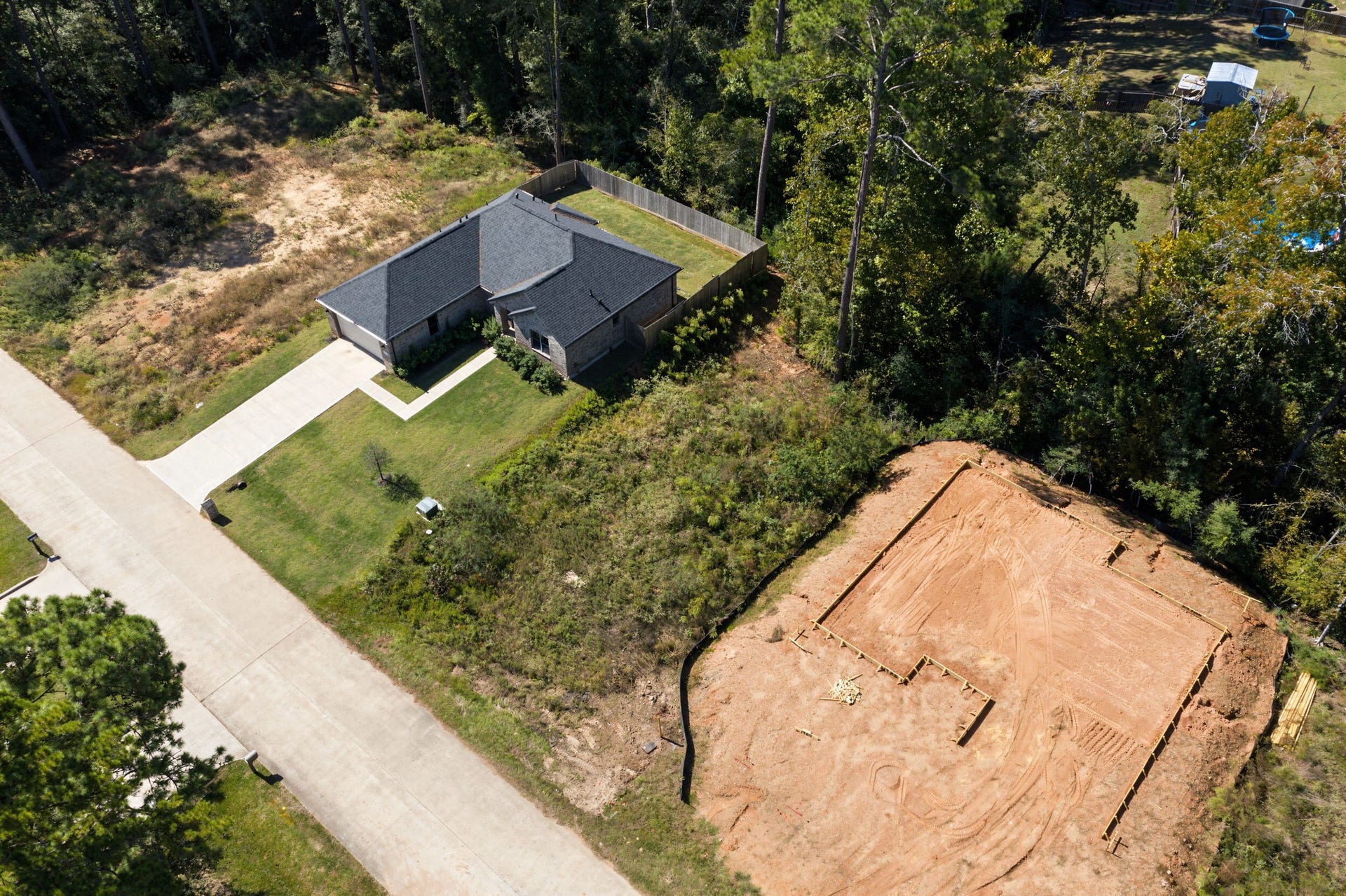 1981 La Salle Park Drive, Conroe, TX 77304