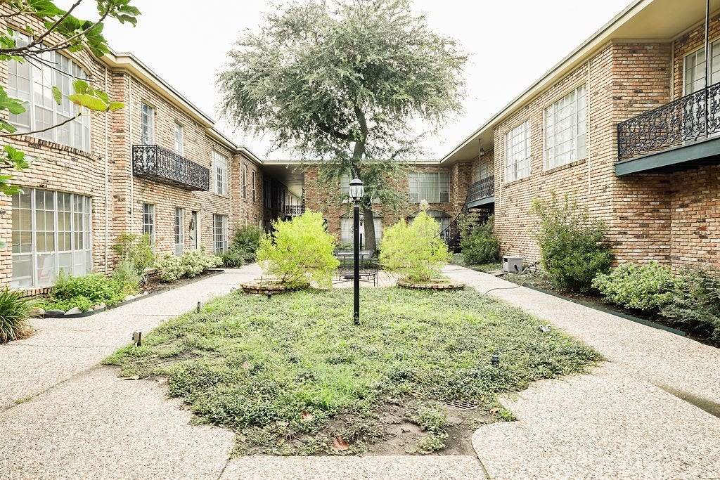 2503 McCue Road, #6, Houston, TX 77056 2503 McCue Road, #6, Houston, TX 77056