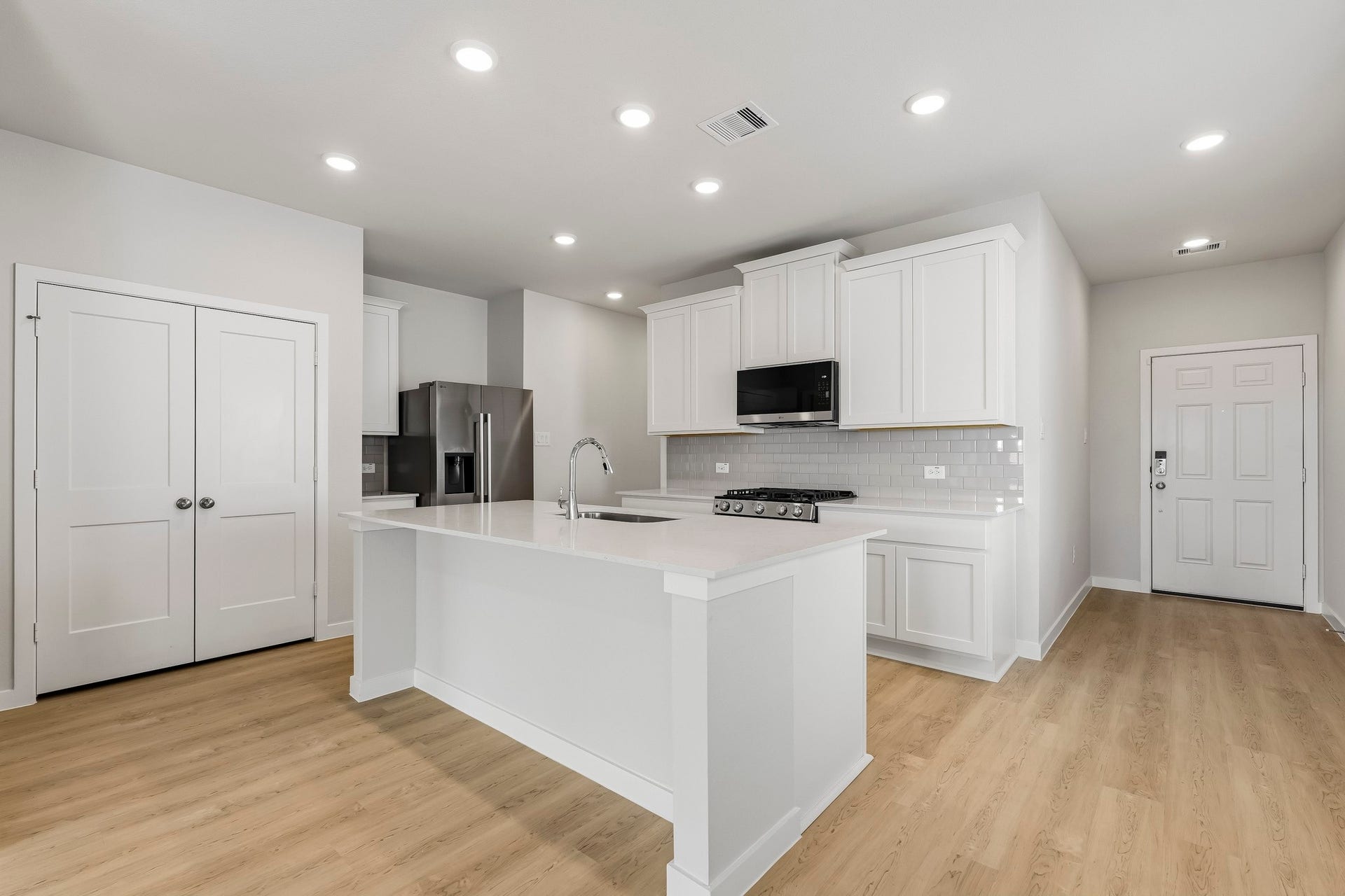 11622 Heritage Wind Drive, Crosby, TX 77532 11622 Heritage Wind Drive, Crosby, TX 77532