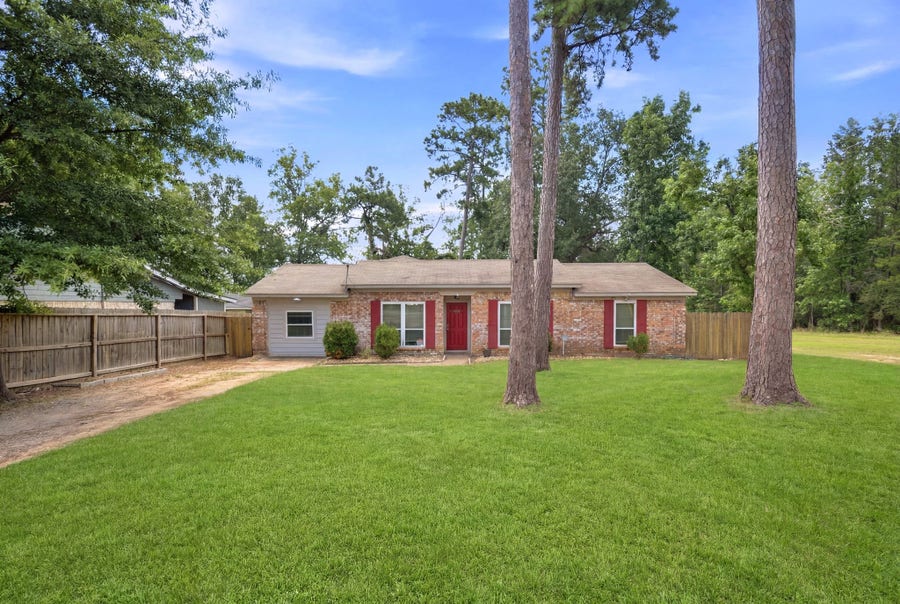 Property photo for 1835 S 3rd Street, Conroe, TX