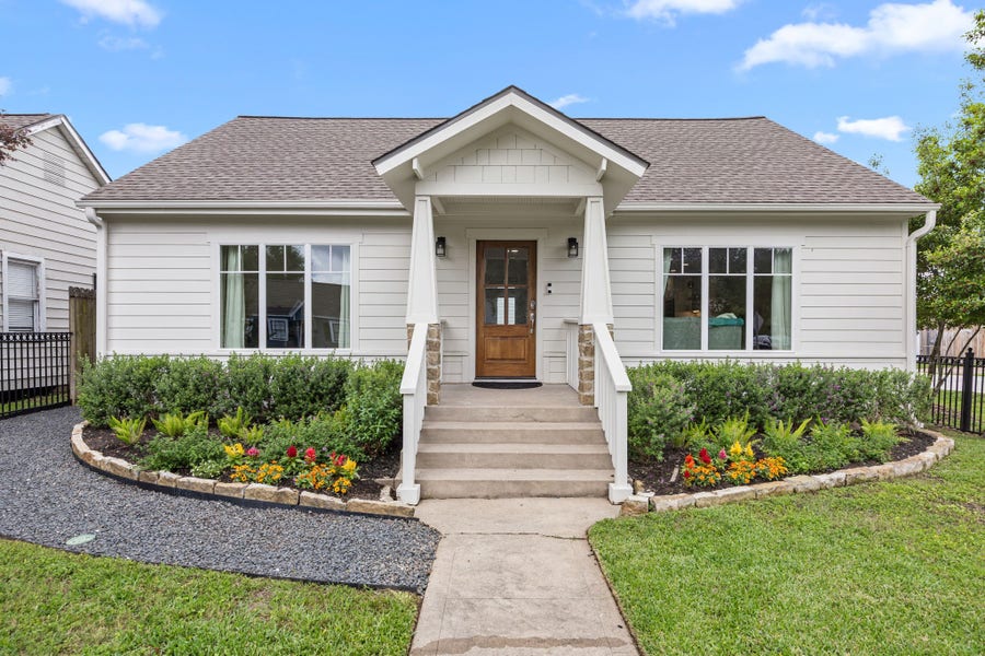 Property photo for 945 Dorothy Street, Houston, TX