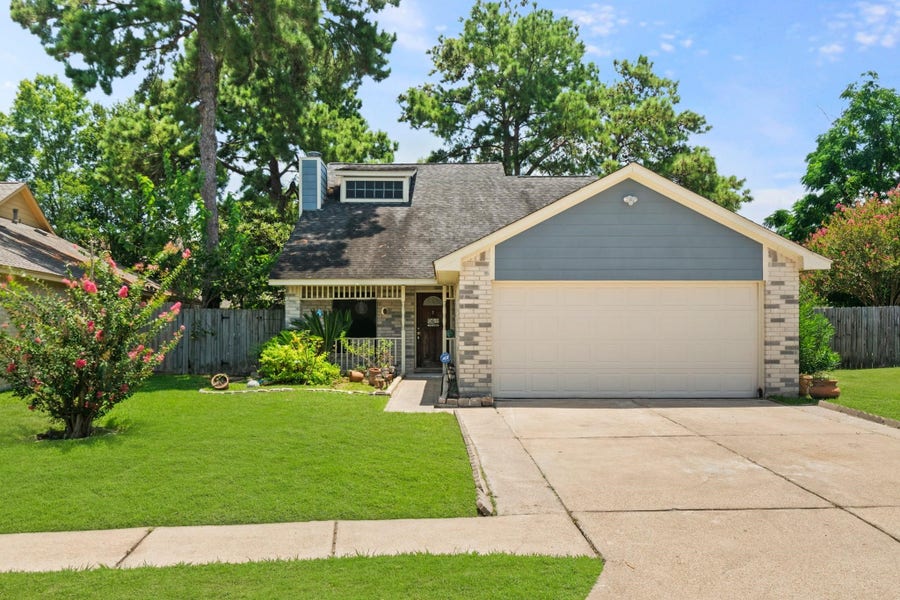 Property photo for 20039 Moonflower Lane, Katy, TX