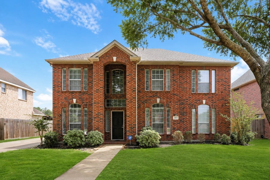 Property photo for 3821 Houston Lake Drive, Pearland, TX