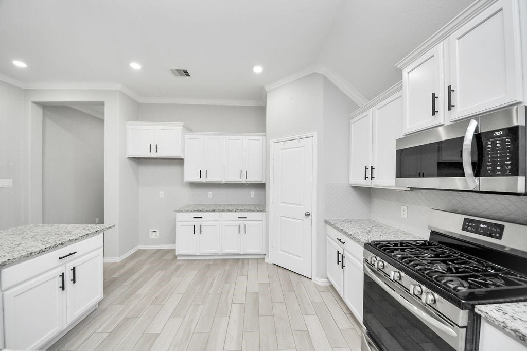 9003 Stanley Oak Drive, Missouri City, TX 77459 9003 Stanley Oak Drive, Missouri City, TX 77459
