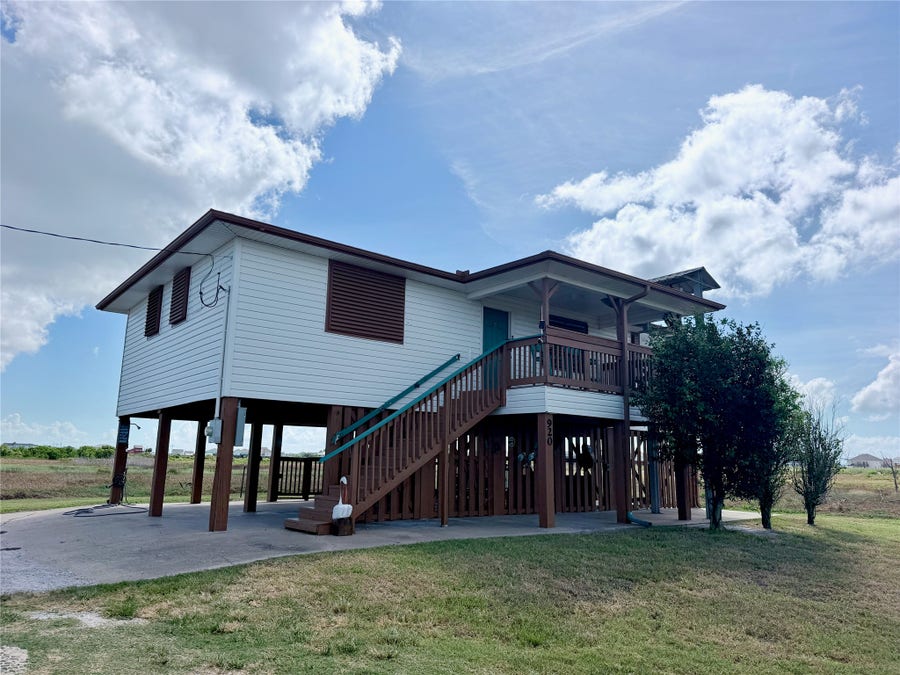 Property photo for 920 4th Street, Port Bolivar, TX