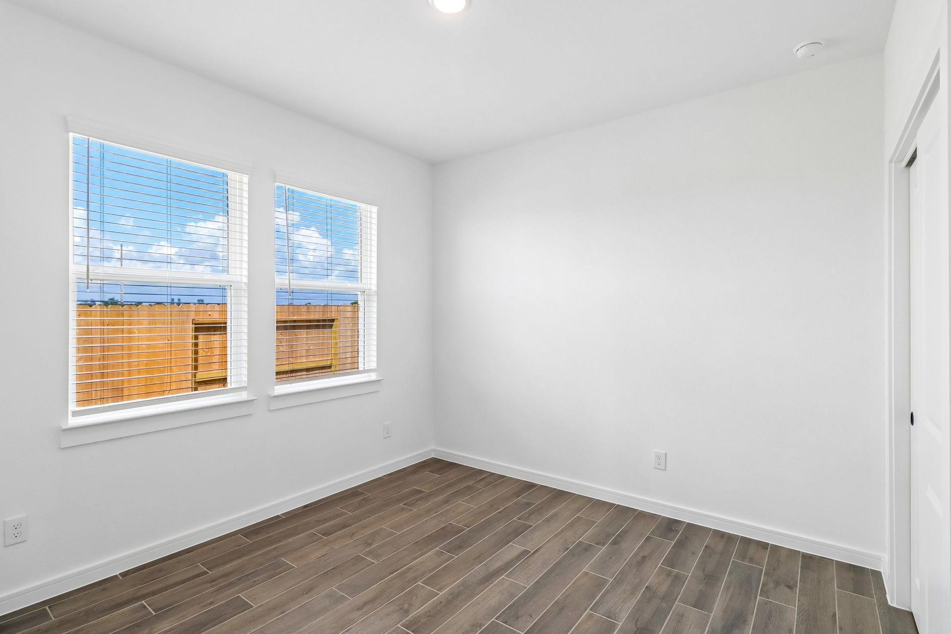 12406 Old Fashion Circle, Mont Belvieu, TX 77535 12406 Old Fashion Circle, Mont Belvieu, TX 77535