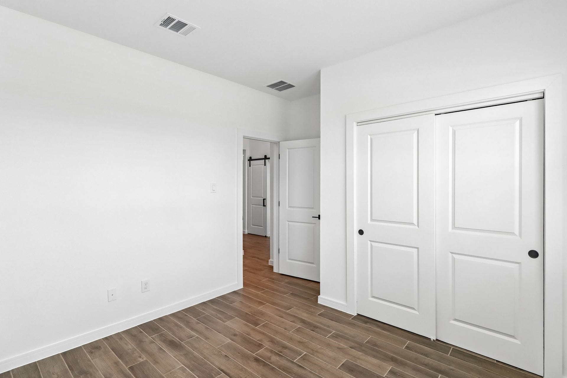 12406 Old Fashion Circle, Mont Belvieu, TX 77535 12406 Old Fashion Circle, Mont Belvieu, TX 77535