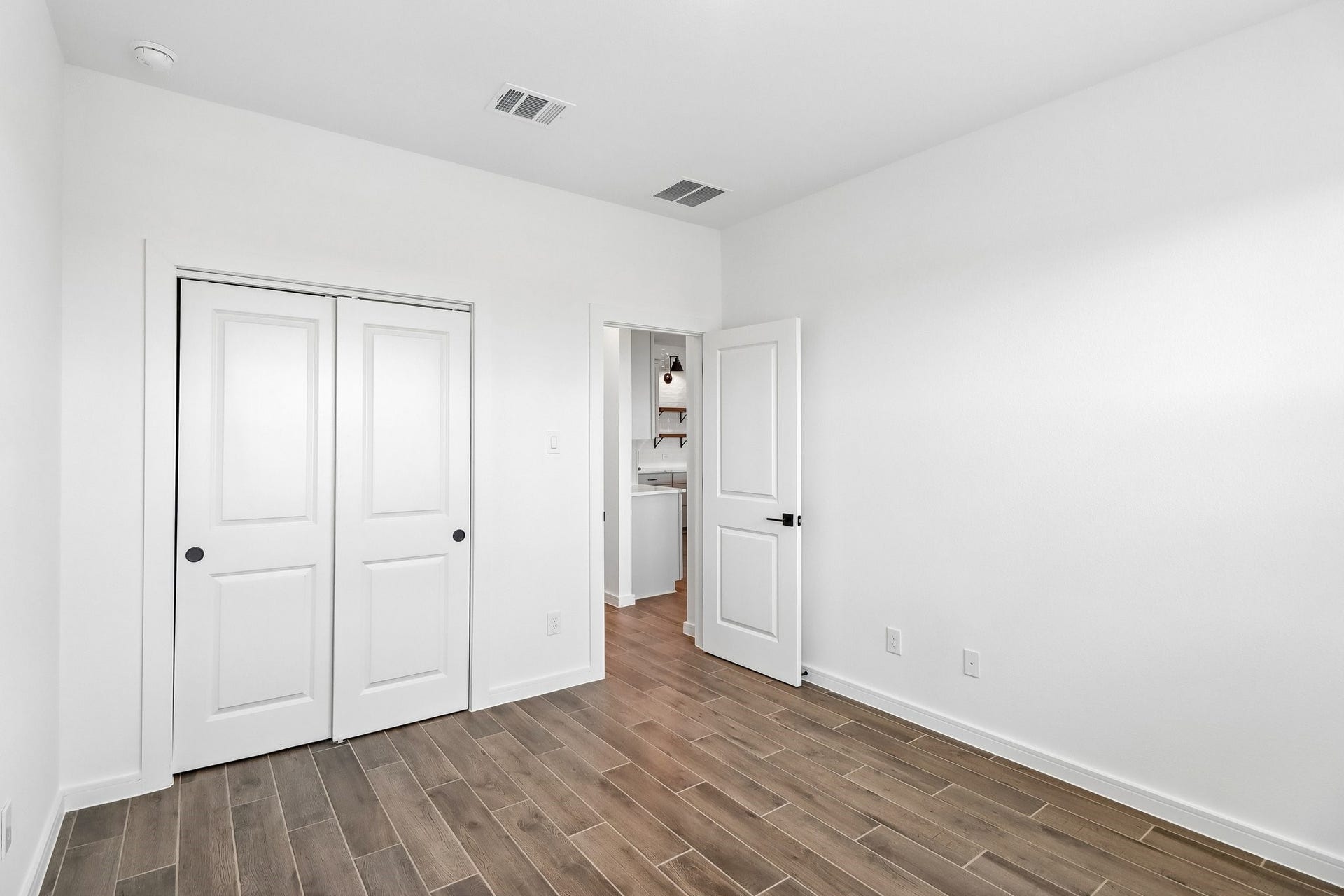 12406 Old Fashion Circle, Mont Belvieu, TX 77535 12406 Old Fashion Circle, Mont Belvieu, TX 77535