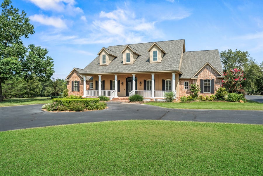 Property photo for 11638 Calfee Road, Conroe, TX