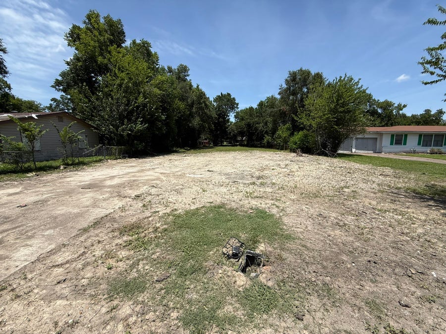 Property photo for 5021 Wilmington Street, Houston, TX