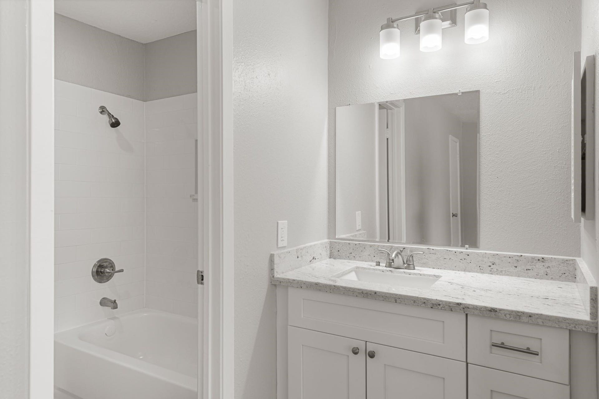 17551 S Compass Rose Circle, Crosby, TX 77532 17551 S Compass Rose Circle, Crosby, TX 77532