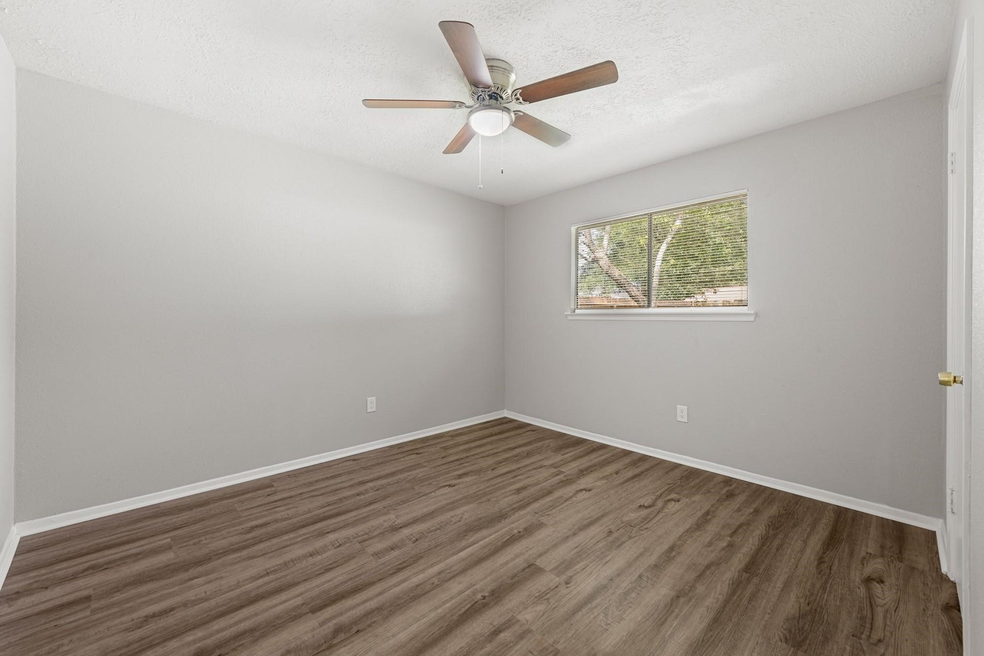 17551 S Compass Rose Circle, Crosby, TX 77532 17551 S Compass Rose Circle, Crosby, TX 77532