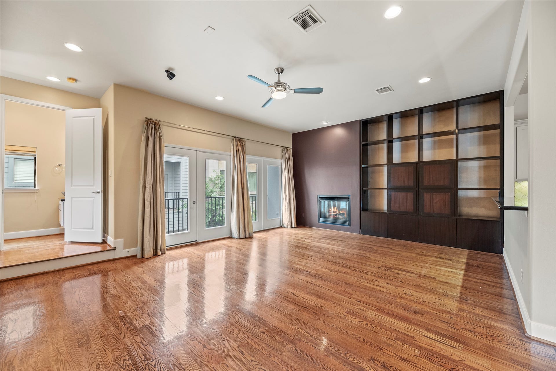 5205 Rose Street, #B, Houston, TX 77007
