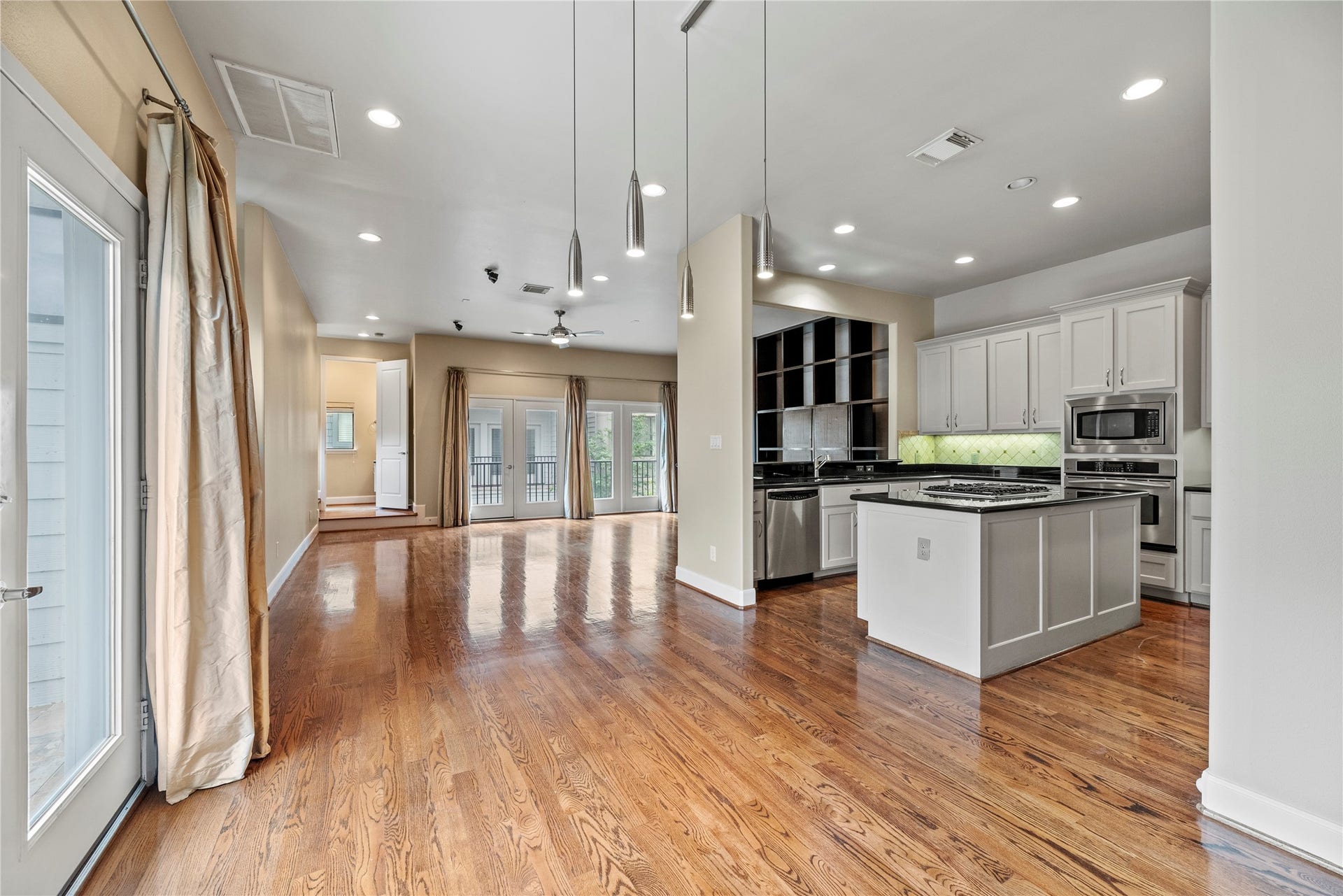 5205 Rose Street, #B, Houston, TX 77007
