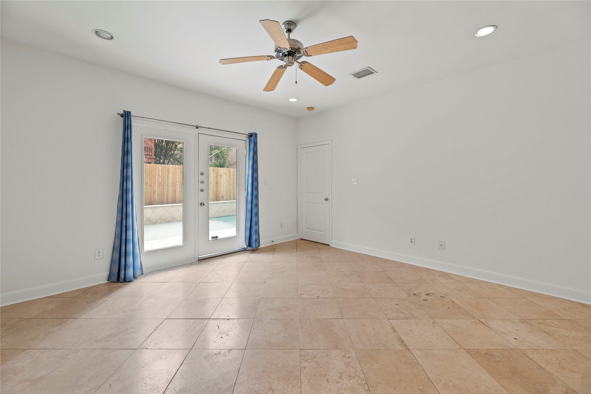 5205 Rose Street, #B, Houston, TX 77007