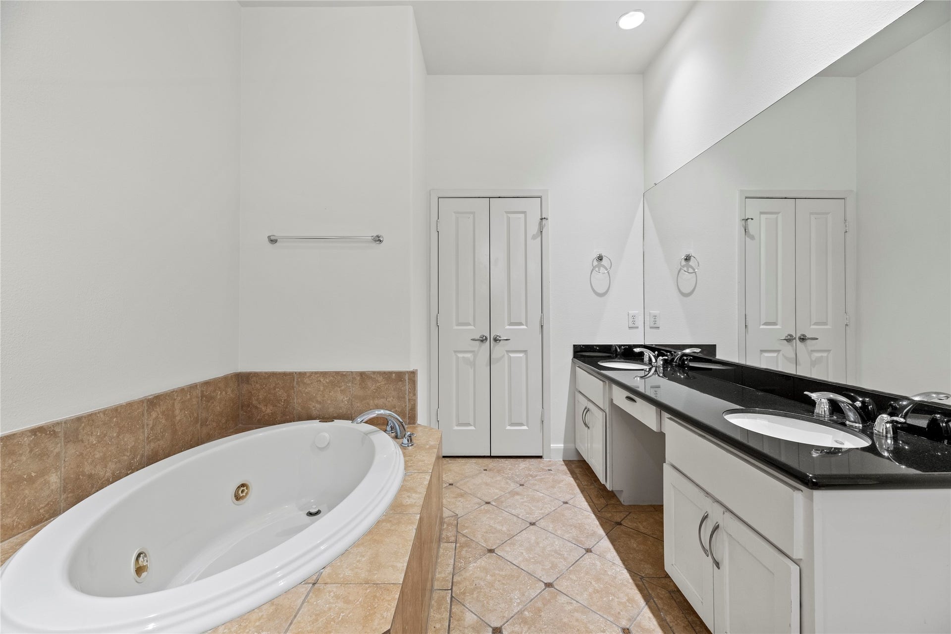 5205 Rose Street, #B, Houston, TX 77007
