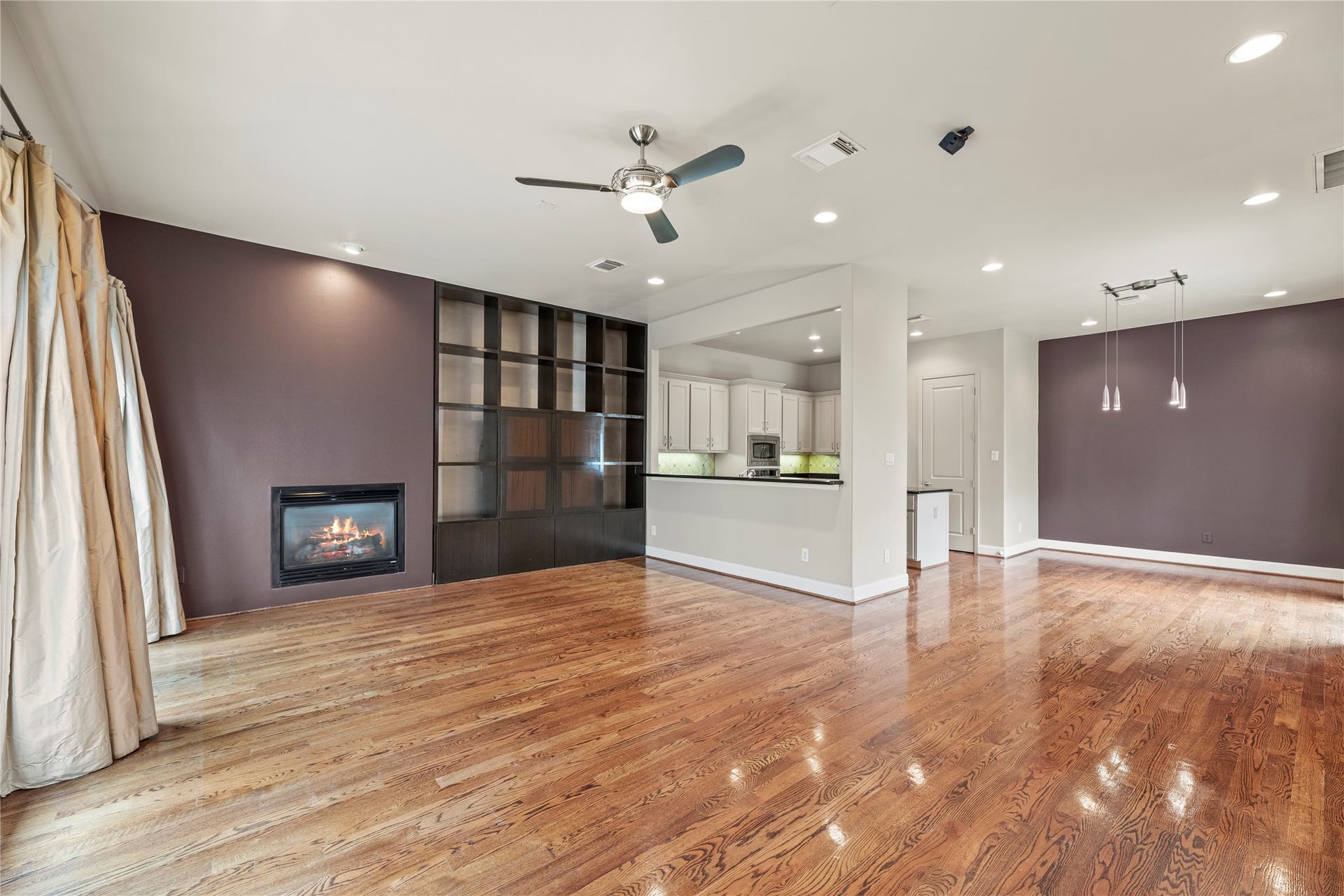 5205 Rose Street, #B, Houston, TX 77007